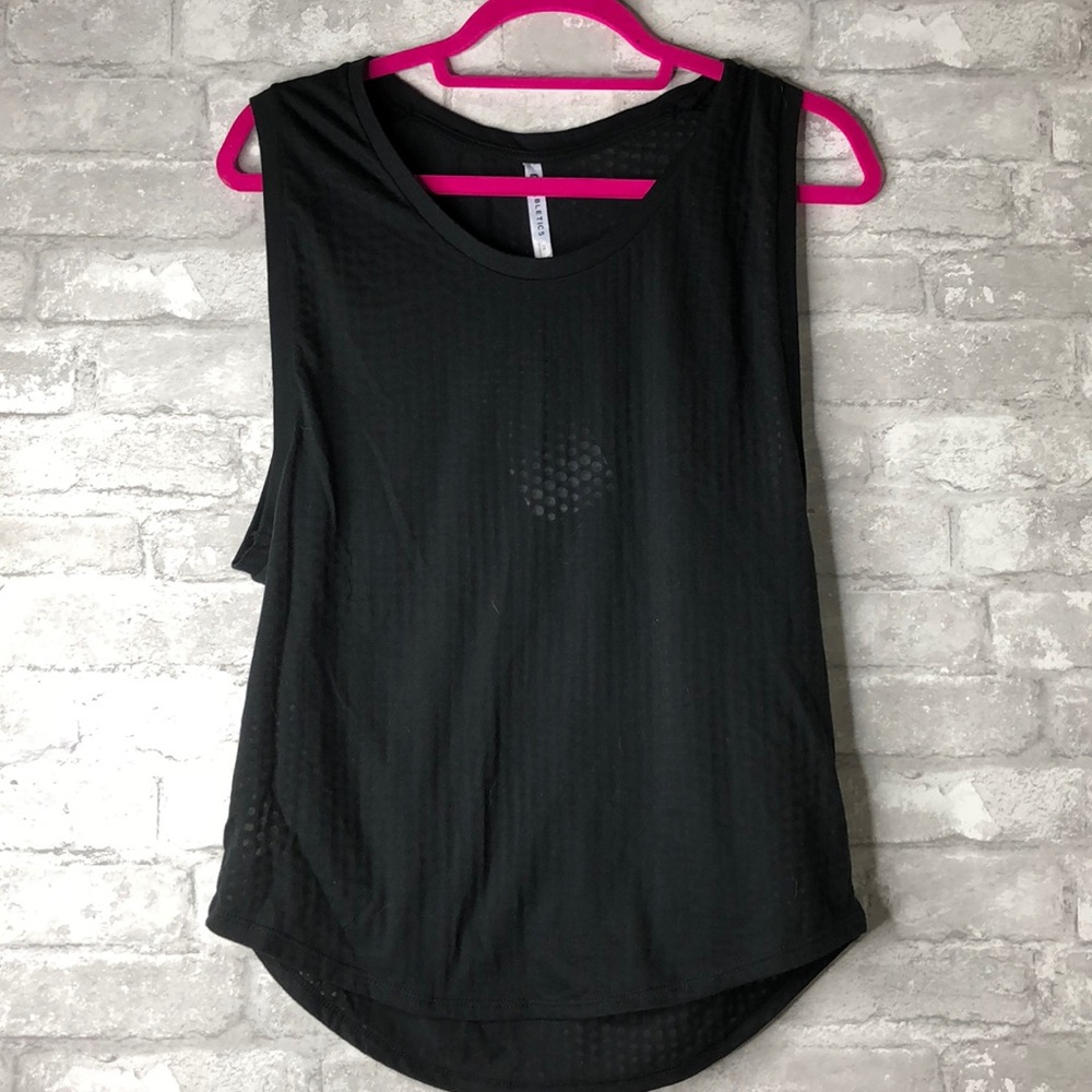 Black workout top